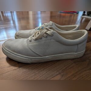 Casual Cream Canvas Sneakers